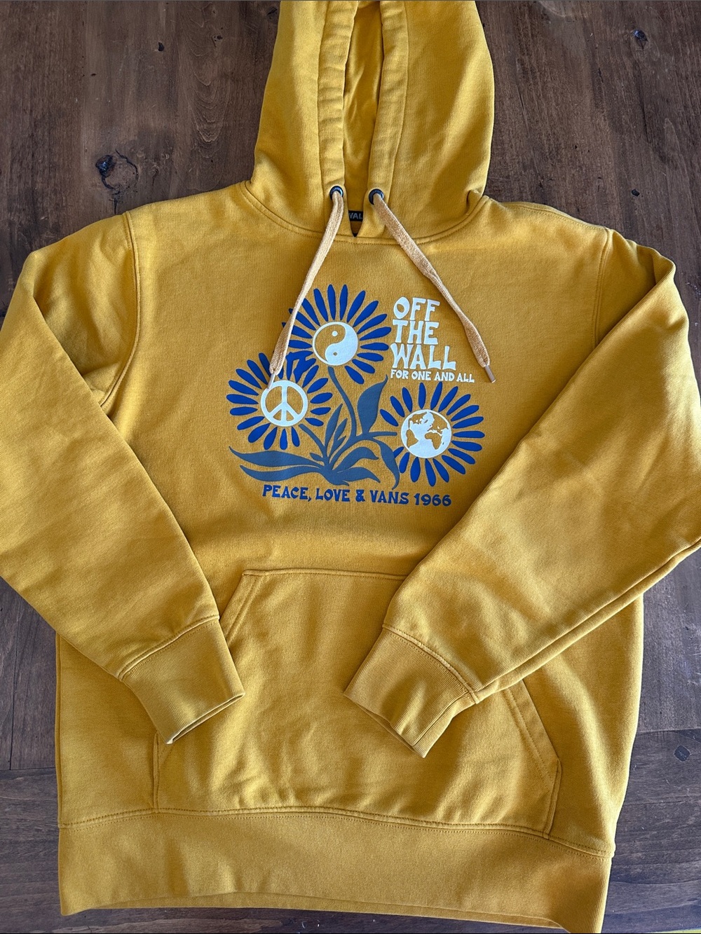 Vans Men’s Yellow Crewneck Hoodie with Blue Floral Graphic